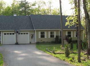77 Thurlow Rd, Lincolnville, ME 04849