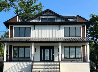 55 Lake Dr W, Wayne, NJ 07470