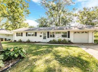 2124 N Wellington Dr, Peoria, IL