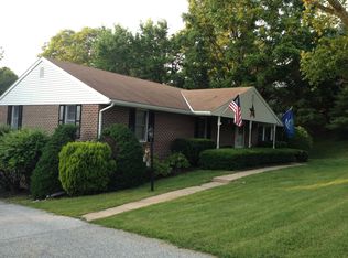 263 N Verdan Dr, York, PA 17403