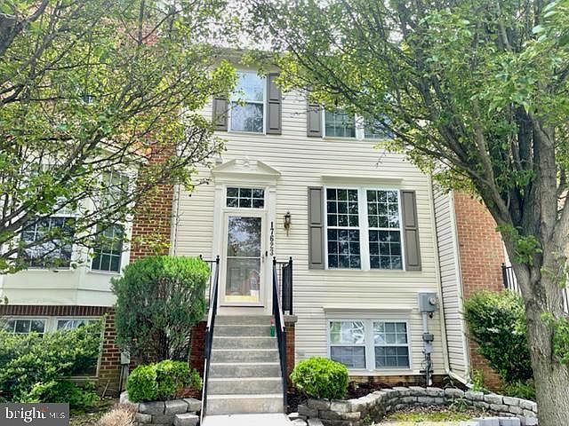 neer  ② 17623 Slate Way, Hagerstown, MD 21740 | Redfin
