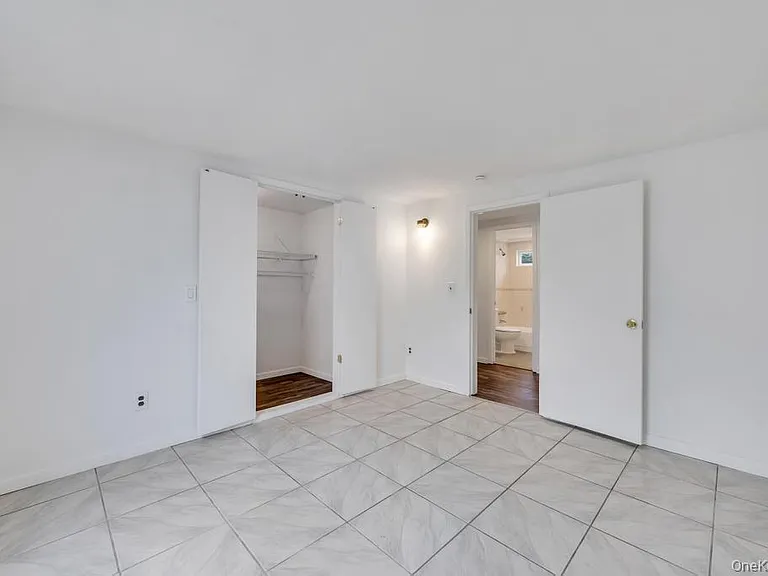 405 Massapequa Ave — Photo 18