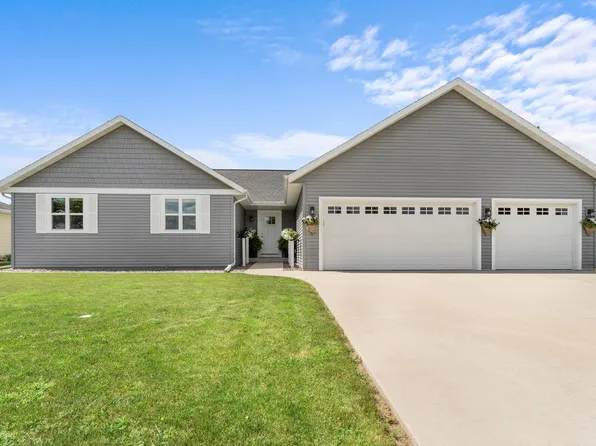 428 Sweetflag AVENUE, Fond Du Lac, WI 54935