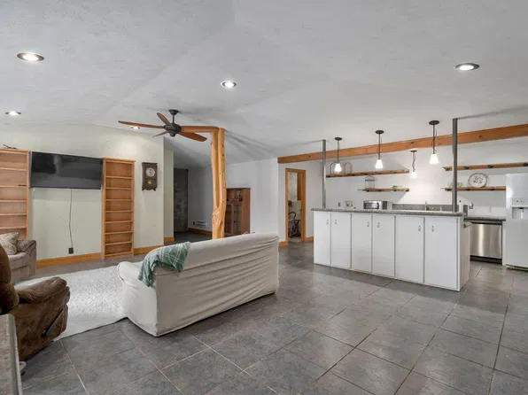 1763 State Highway Dd, Ava, MO 65608