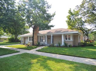 2519 Glenview Ave, Park Ridge, IL 60068