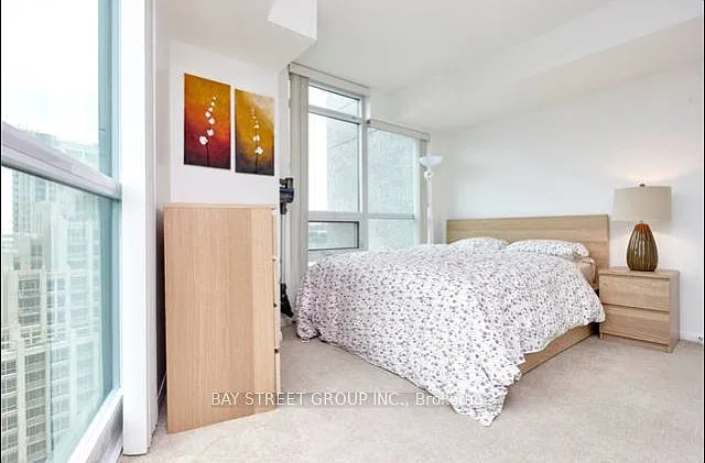 215 Fort York Blvd #1711 — Photo 9