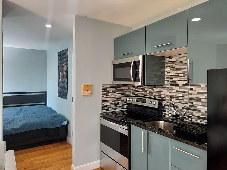 55 Old Rutherford Ave #4 — Photo 19