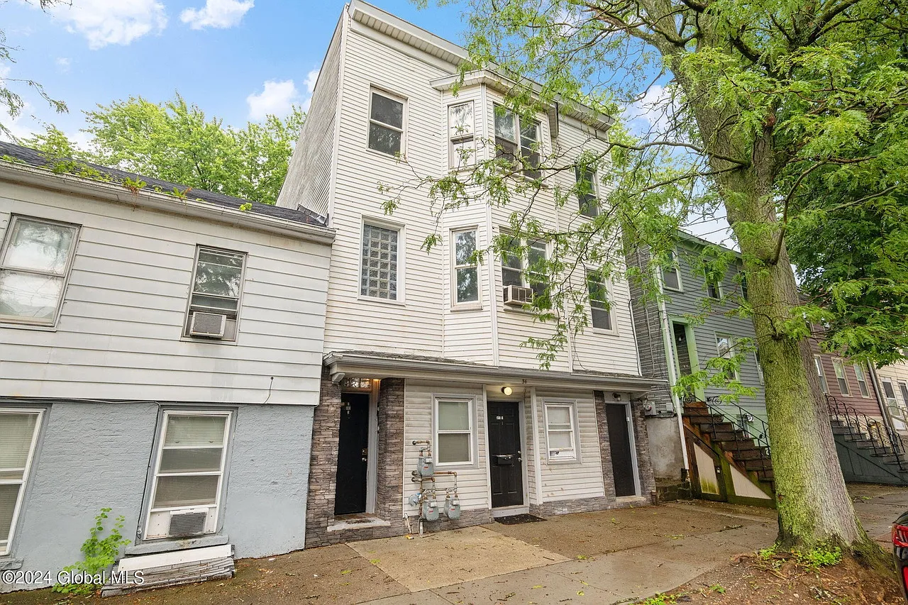 1 bed, 250 sqft, $550 — Photo 1