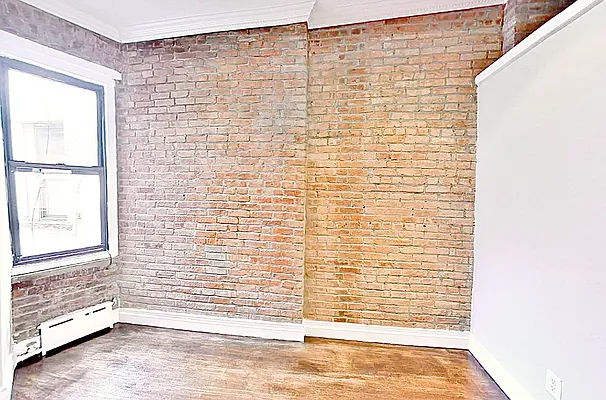 Rented by Century 21 Premier  | media 3