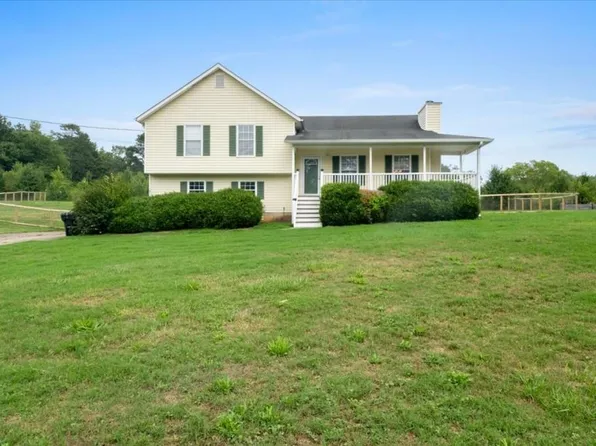 147 Mayfield Ct, Hiram, GA 30141