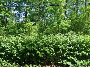 1401 Burlington Beach Rd, Valparaiso, IN 46383