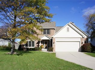 4404 Updike Cir, Carmel, IN 46033