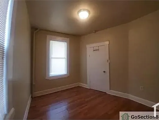 3116 Baker St — Photo 13