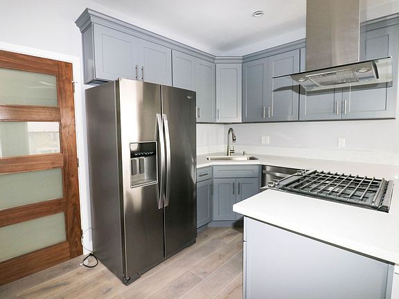 2nd image of 338 Cedar Ave APT 5