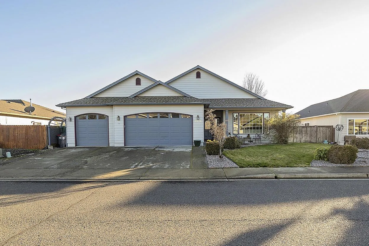 2578 Rabun Way photo 1