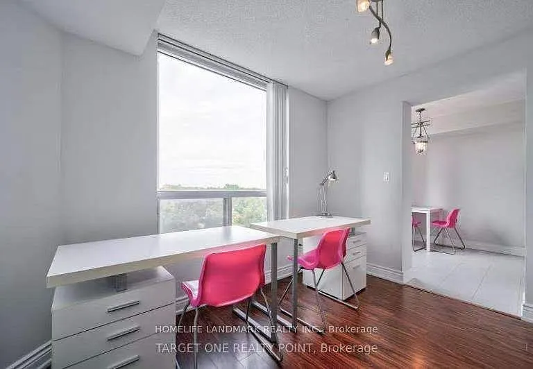 35 Empress Ave — Photo 6
