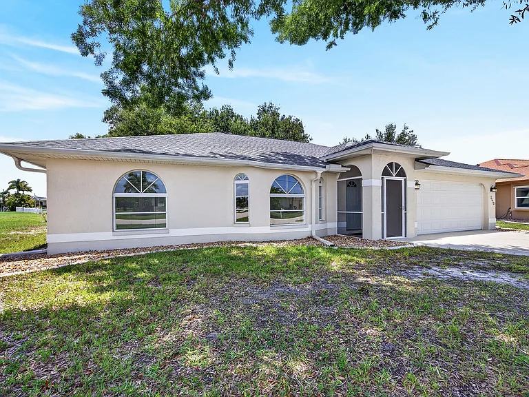 7510 Ligustrum — Photo 2