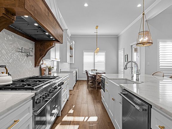 4th image of 3232 Stardust Ln