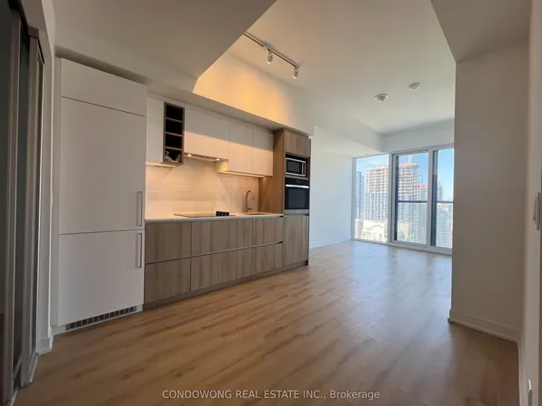 319 Jarvis St, Toronto, ON