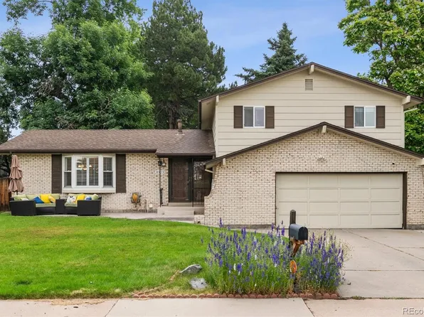 8923 W Warren Drive, Lakewood, CO 80227