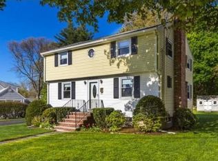 11 Hanford Rd, Stoneham, MA 02180