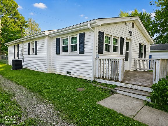 4th image of 528 Della Rd