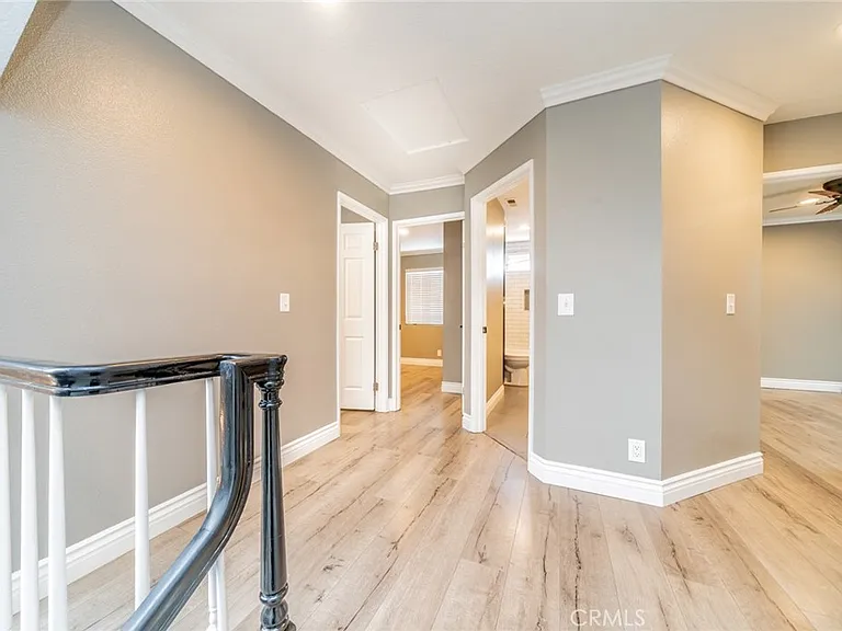 9805 Liberty St — Photo 16