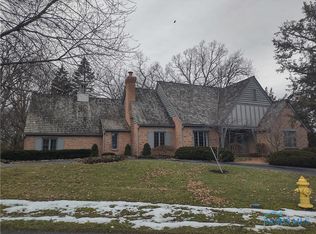 30125 Morningside Dr, Perrysburg, OH 43551