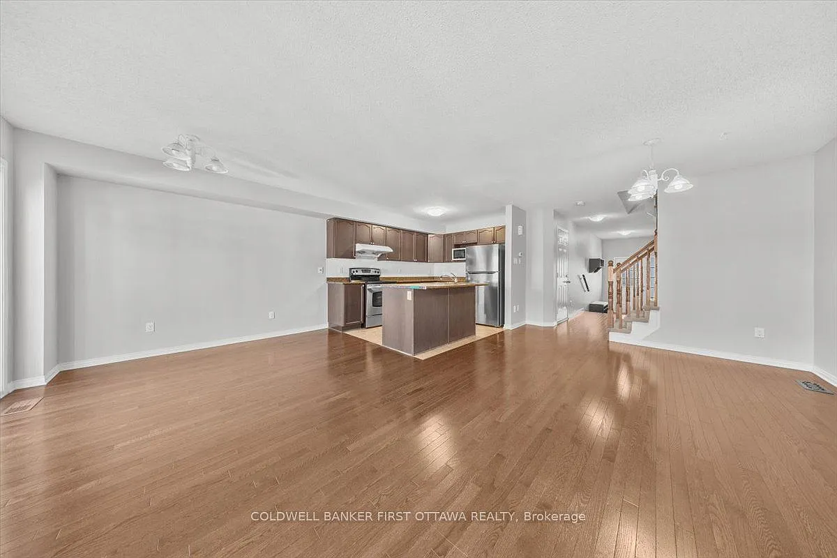 3 bed, $2,750 — Photo 4
