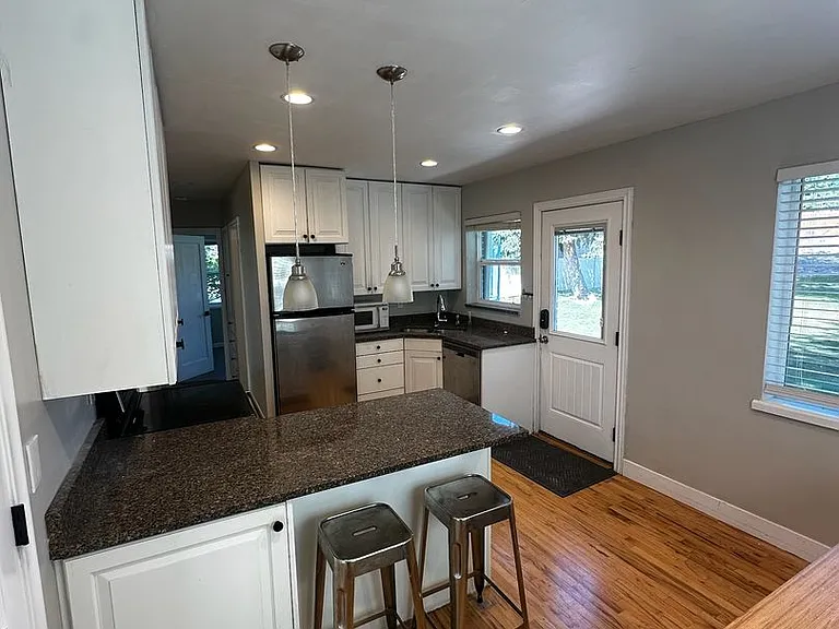 1638 E 3150 S — Photo 29