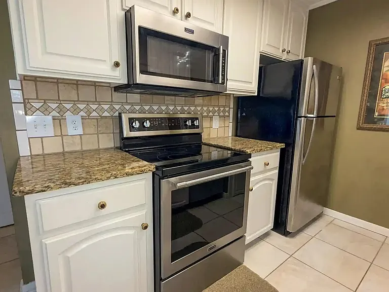 15421 Seamount Cay Ct #104 — Photo 13