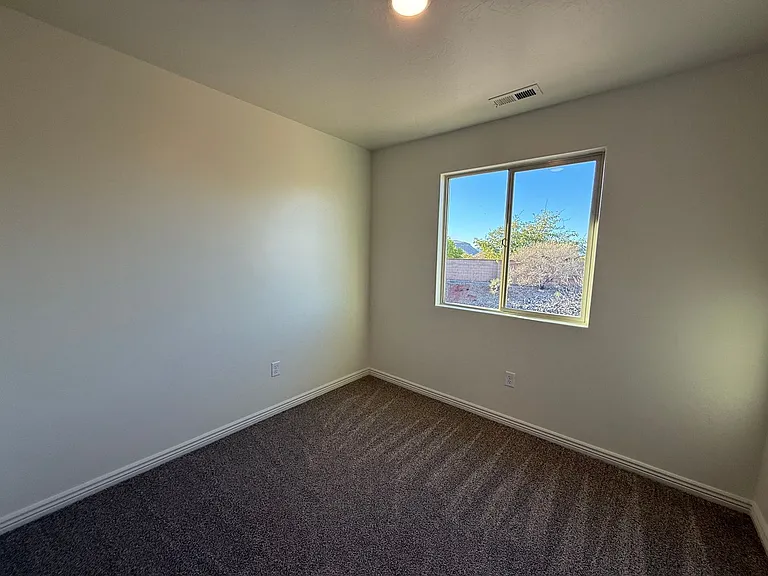 1000 E Bluffview Dr #118 — Photo 19