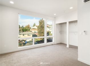 3705 S Dakota St, Seattle, WA 98118