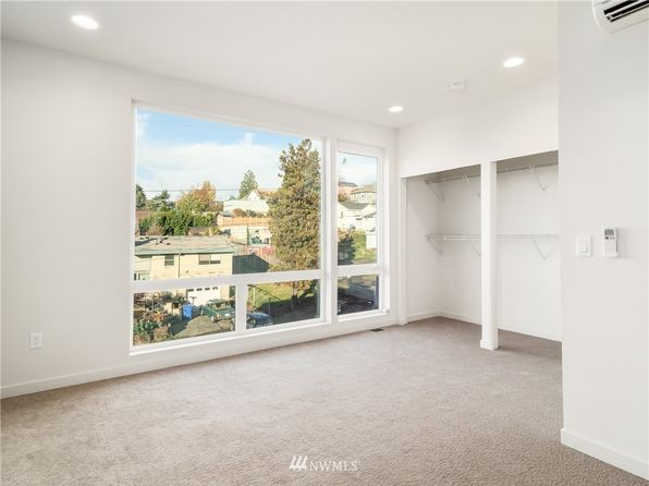 3705 S Dakota St