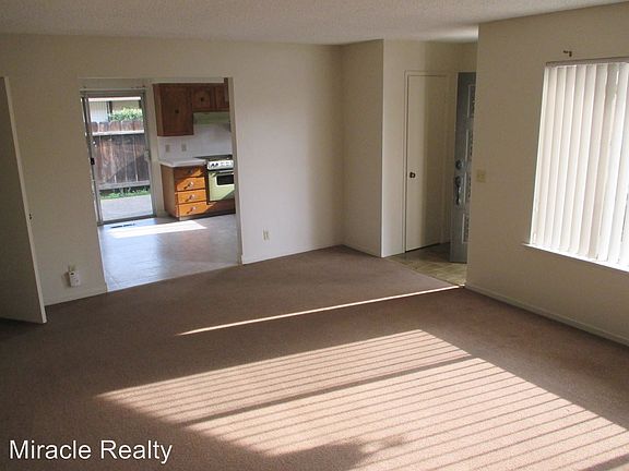4th image of 6038 N College Ave APT A