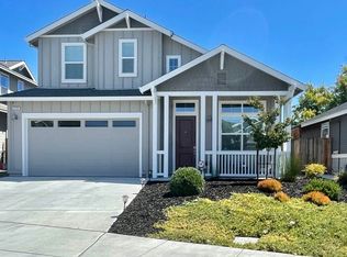 2204 Peterson Ln, Santa Rosa, CA 95403