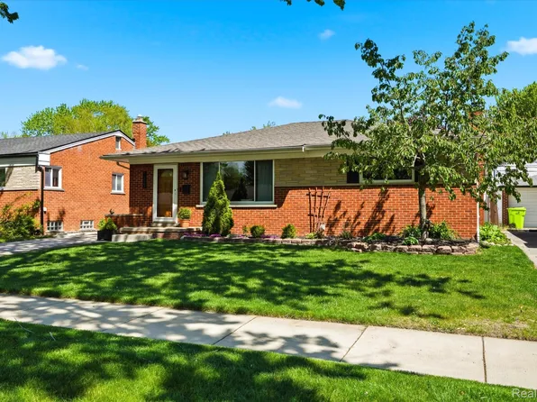 1333 Fontaine Ave, Madison Heights, MI 48071