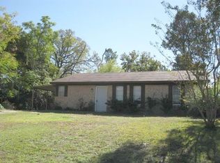 306 Omaha St, Gladewater, TX 75647