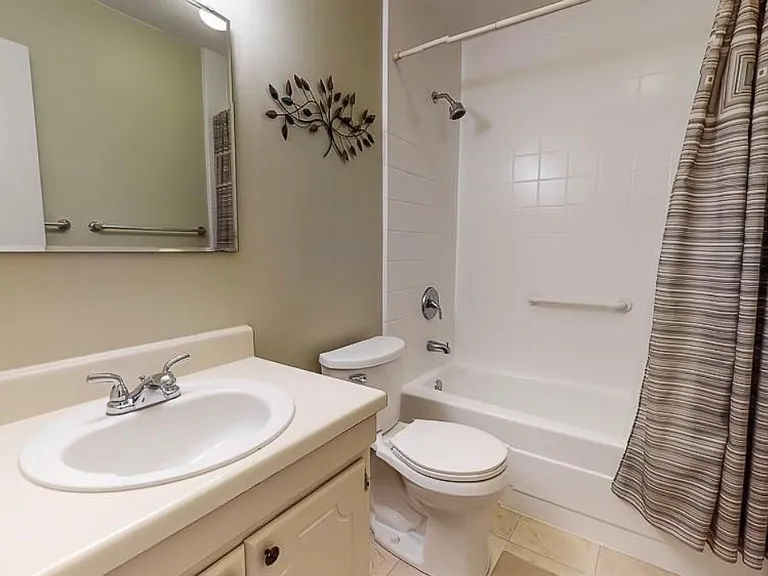 128 Deerfield Dr — Photo 13