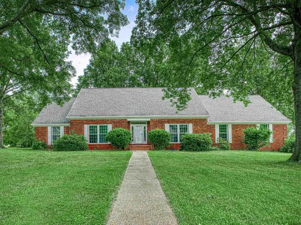 4585 English Way, Evansville, IN 47725