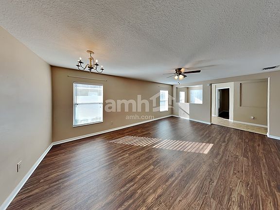 5th image of 6608 Waterton Dr