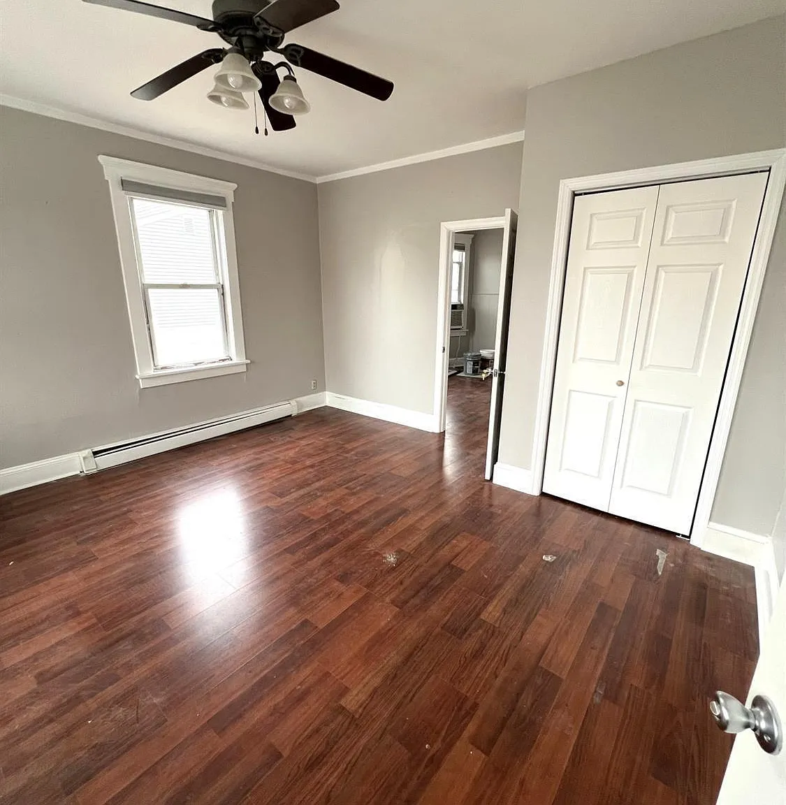 3 bed, 1.0 bath, 1200 sqft, $2,750 — Photo 2