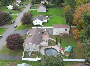 58 Ten Acre Rd, Middletown, CT 06457