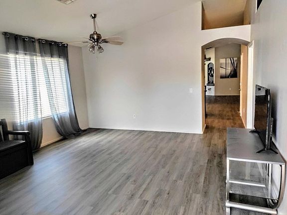 3rd image of 5941 E Chaucers Dr
