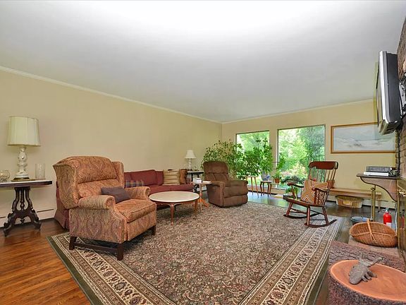 3rd image of 215-12 24th Ave