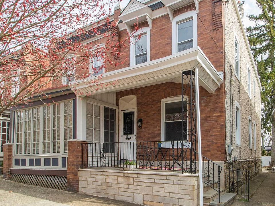 1st image of 28 W Abington Ave