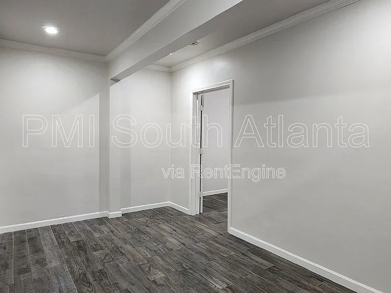 755 Castlebrooke Way SE — Photo 7