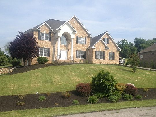 2nd image of 45 Alabama Ct