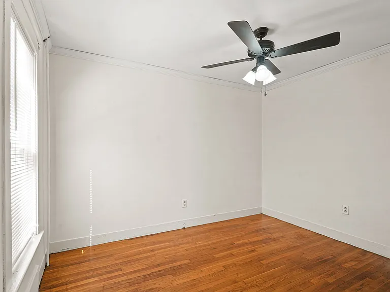47 Rotary Ave #1 — Photo 10