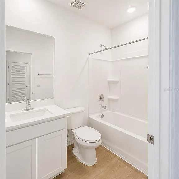 3597 Copper Beech Dr — Photo 10